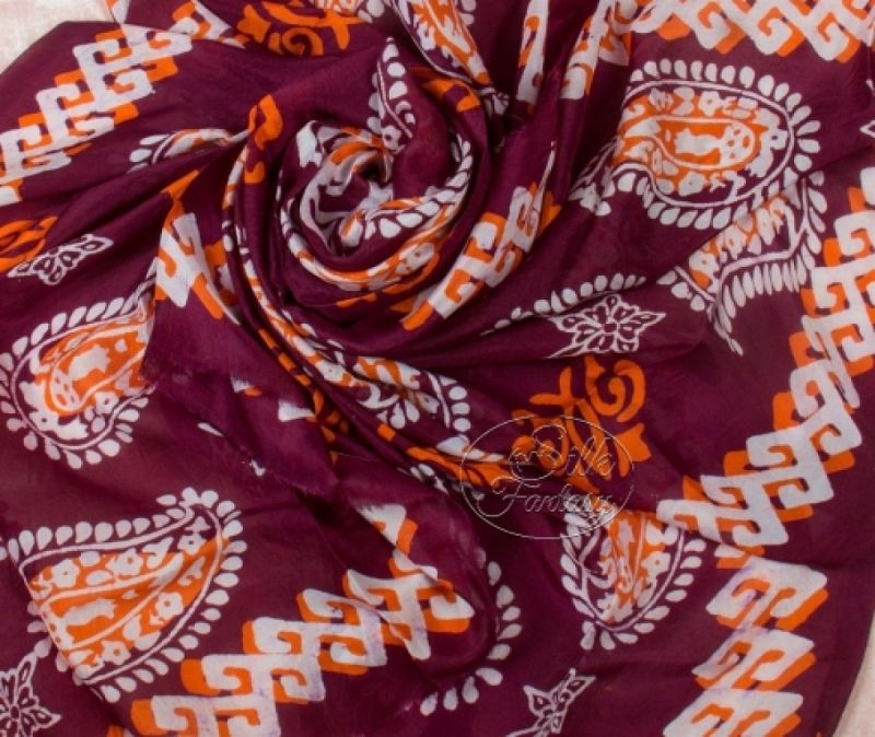 Kelagayi "Luxurious vinous color with orange and white galib patterns"