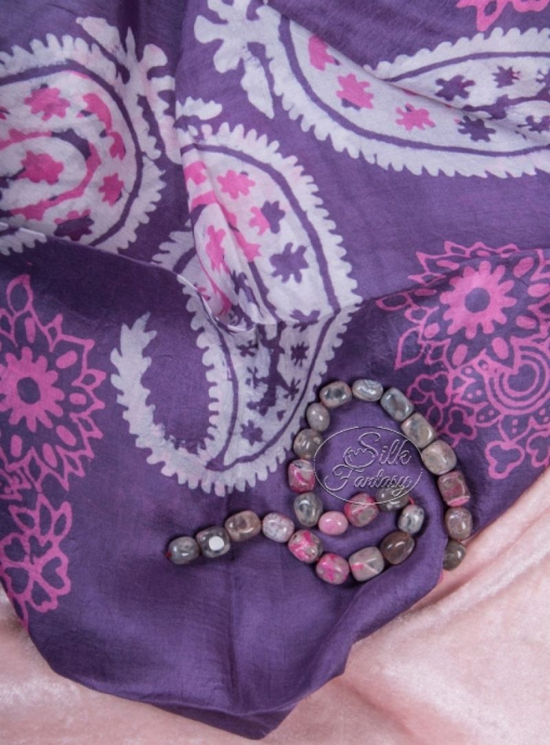 Kelagayi "Dusty-violet background, pink flowers and white galib patterns of buta"