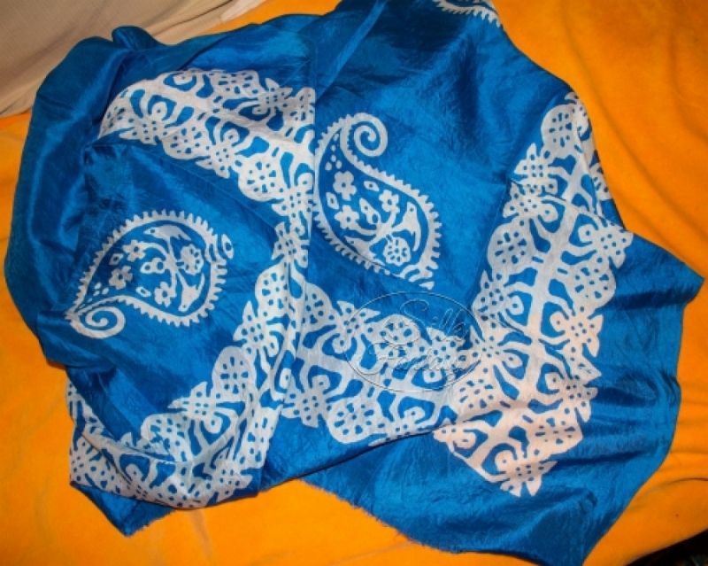 Kelagayi "Luxurious blue royal background color and white galibs"