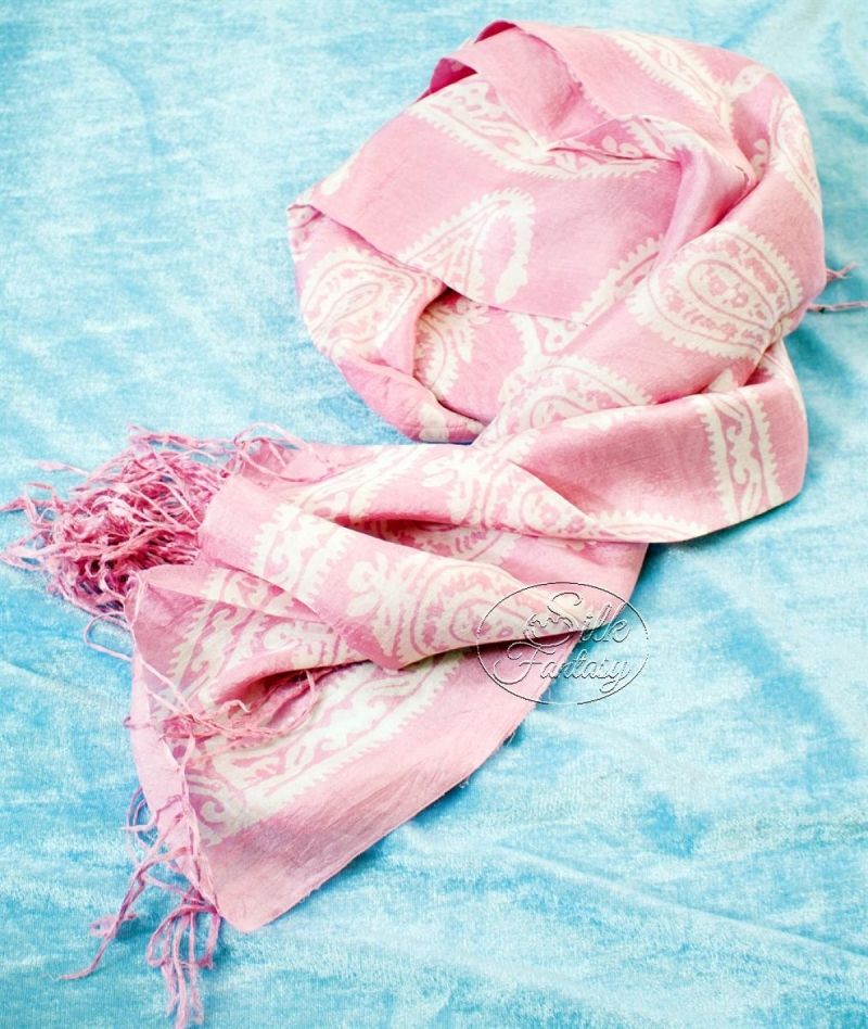 Kelagayi "Tender pink with white galib patterns. With fringes"