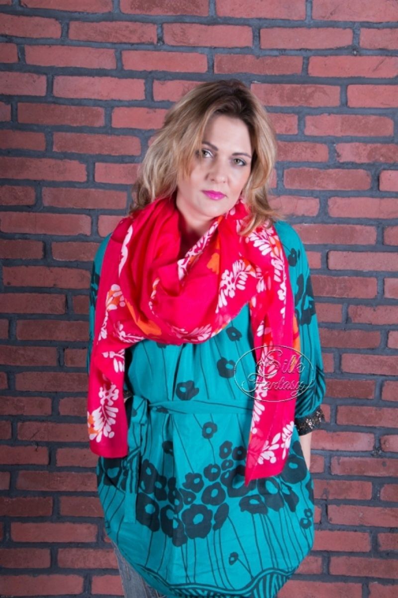 Kelagayi "Red background, orange fig leaves and white galib patterns"