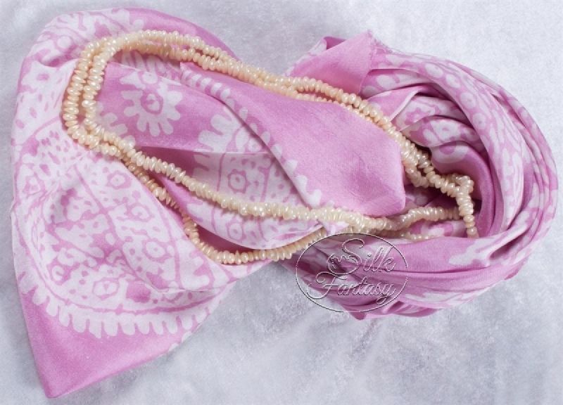 Kelagayi "Tender pink with white galib patterns"