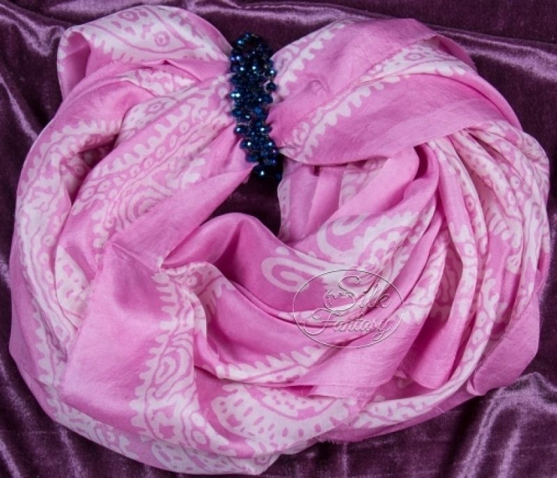 Kelagayi "Tender pink with white galib patterns"