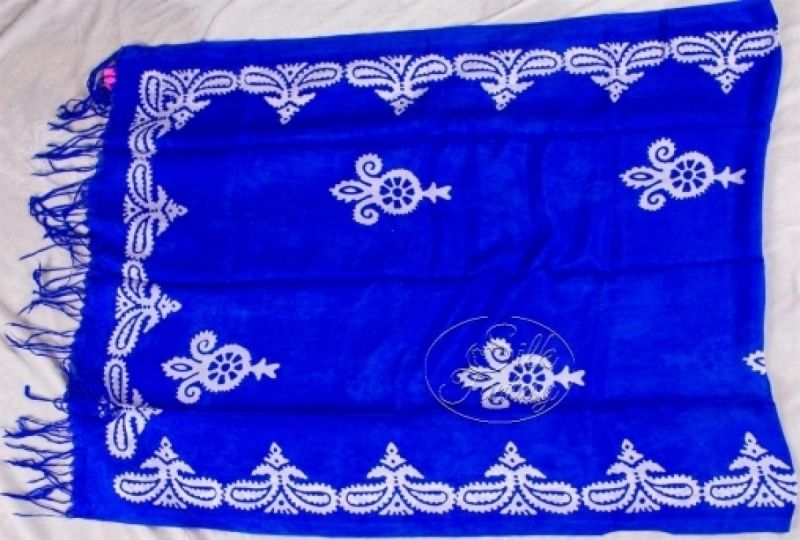 Scarf "Electric color and white galib patterns"