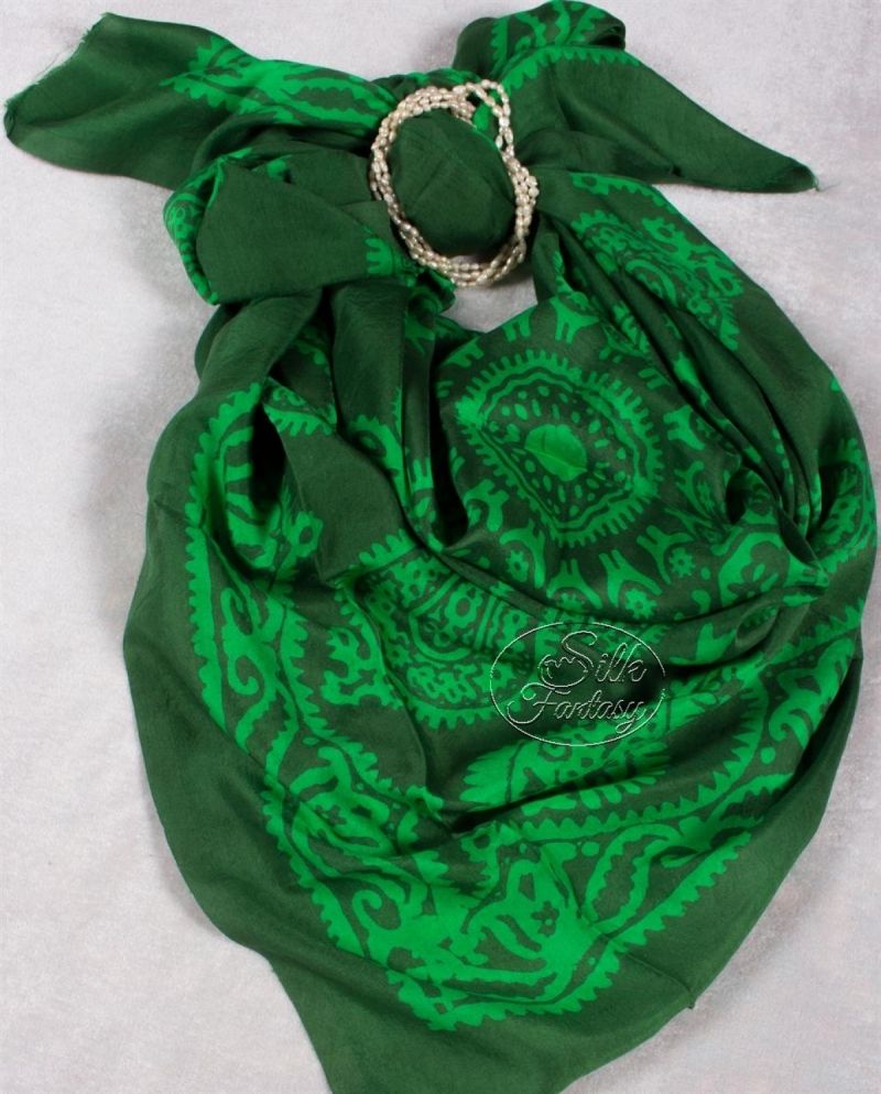 Kelagayi "Jasper and emerald"