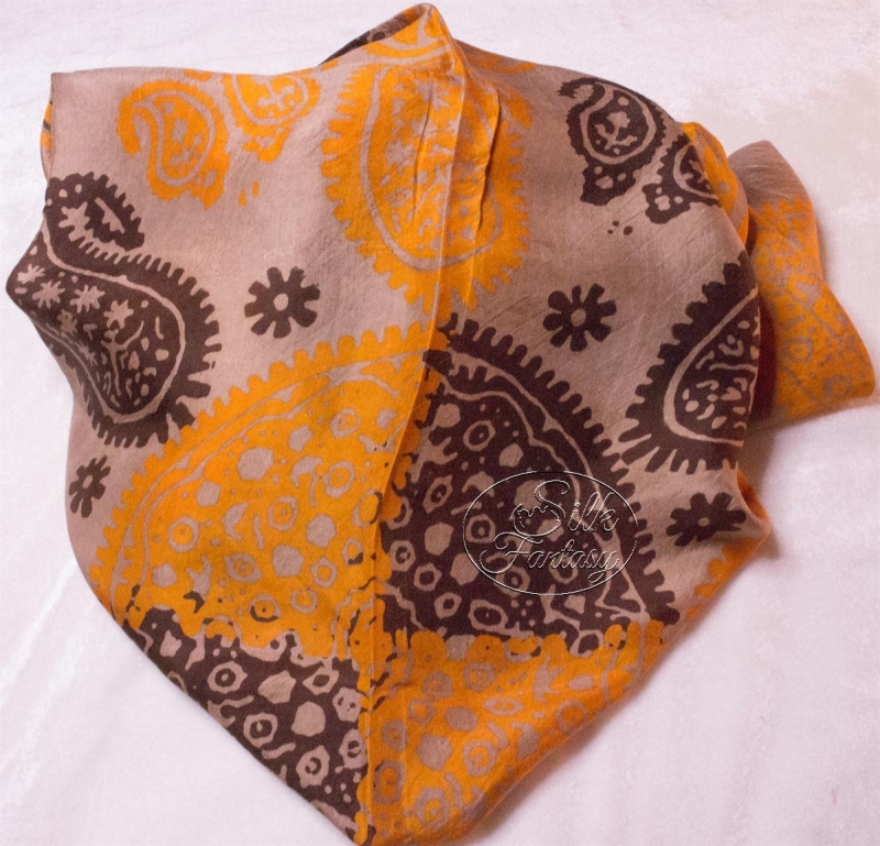 Kelagayi "Sand color with yellow-golden and coffee-colored galib patterns"