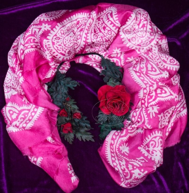 Kelagayi "Pink and white galib patterns"