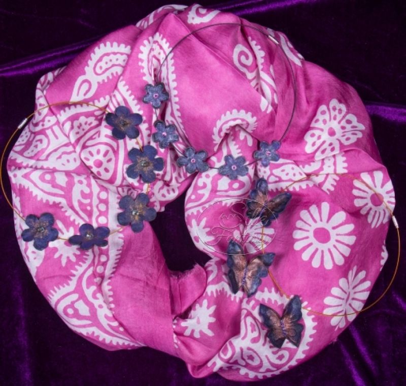 Kelagayi "Pink and white galib patterns"