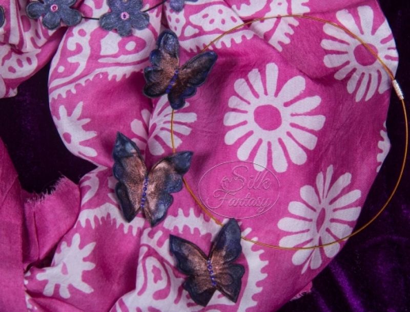 Kelagayi "Pink and white galib patterns"