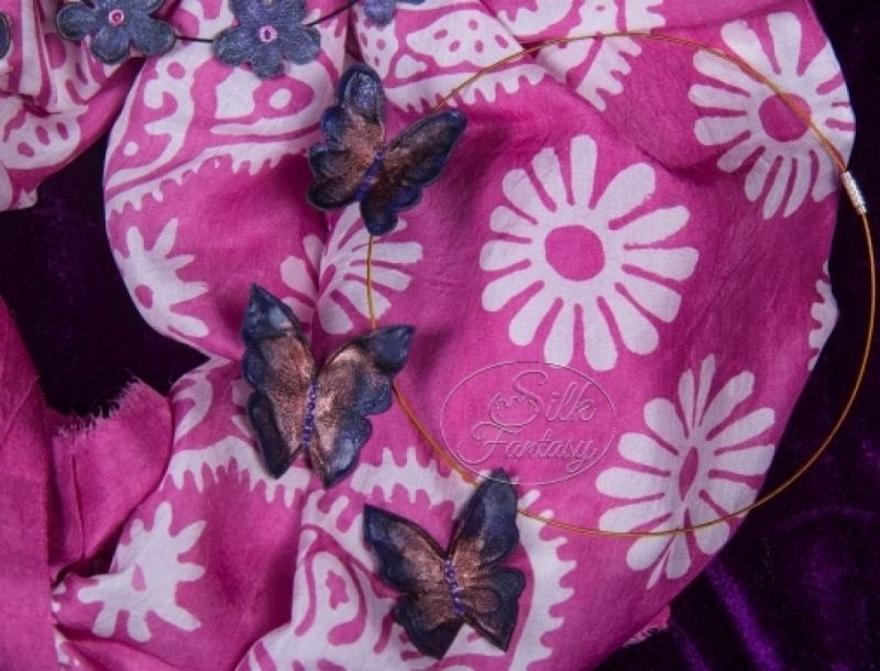 Kelagayi "Pink and white galib patterns"