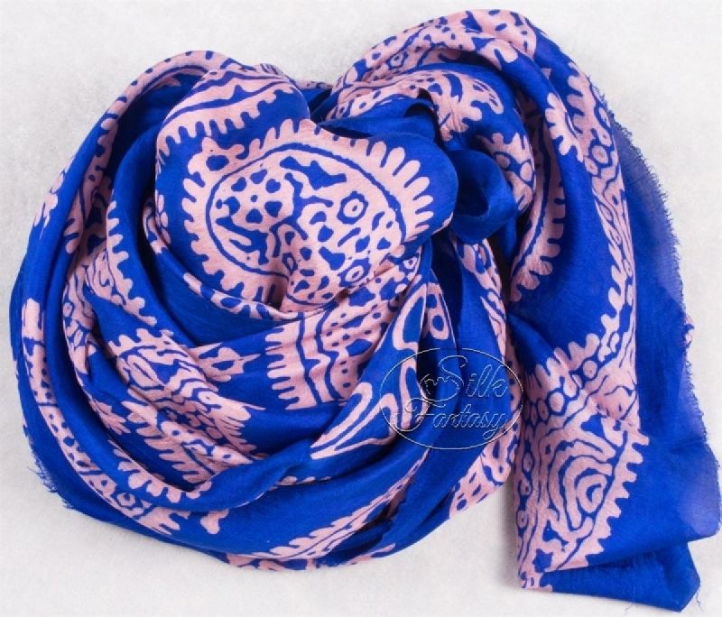Kelagayi "Beautiful blue color with ornament in tender pink tint"