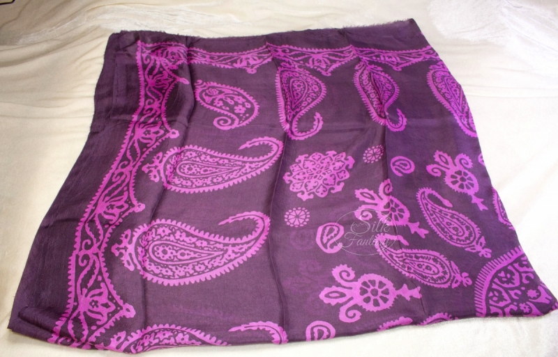 Kelagayi "Dark-grey with pink galib patterns"