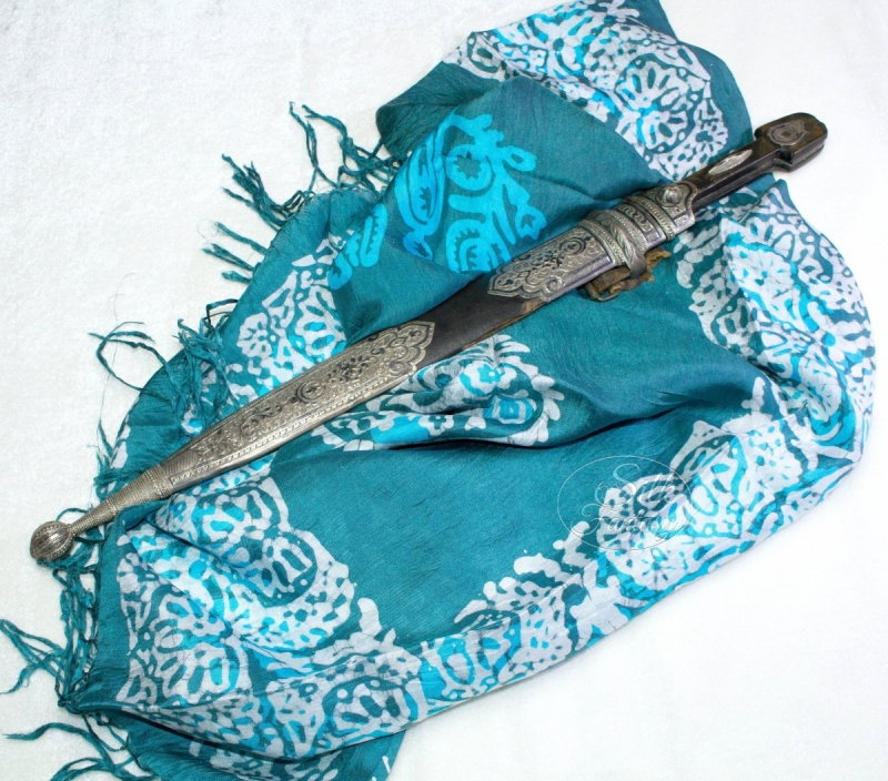Scarf "Grey-green background, turquoise and white galib patterns"