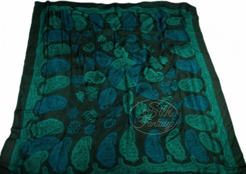 Kelagayi "Dark green background with dusty-blue and old turquoise"