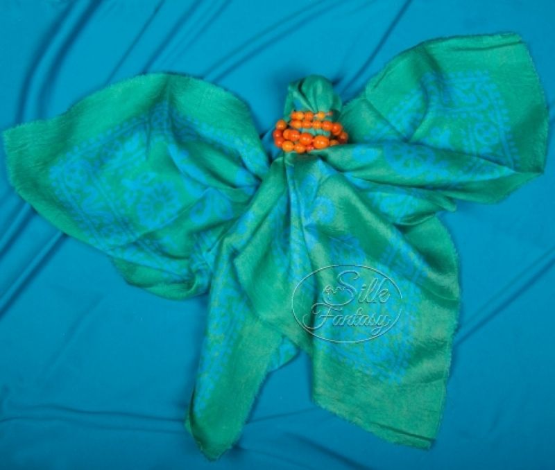 Dinge "Green with blue galib patterns"