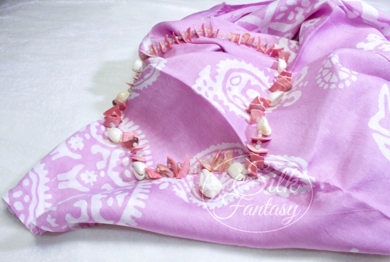 Kelagayi "Tender pink with white galib patterns"