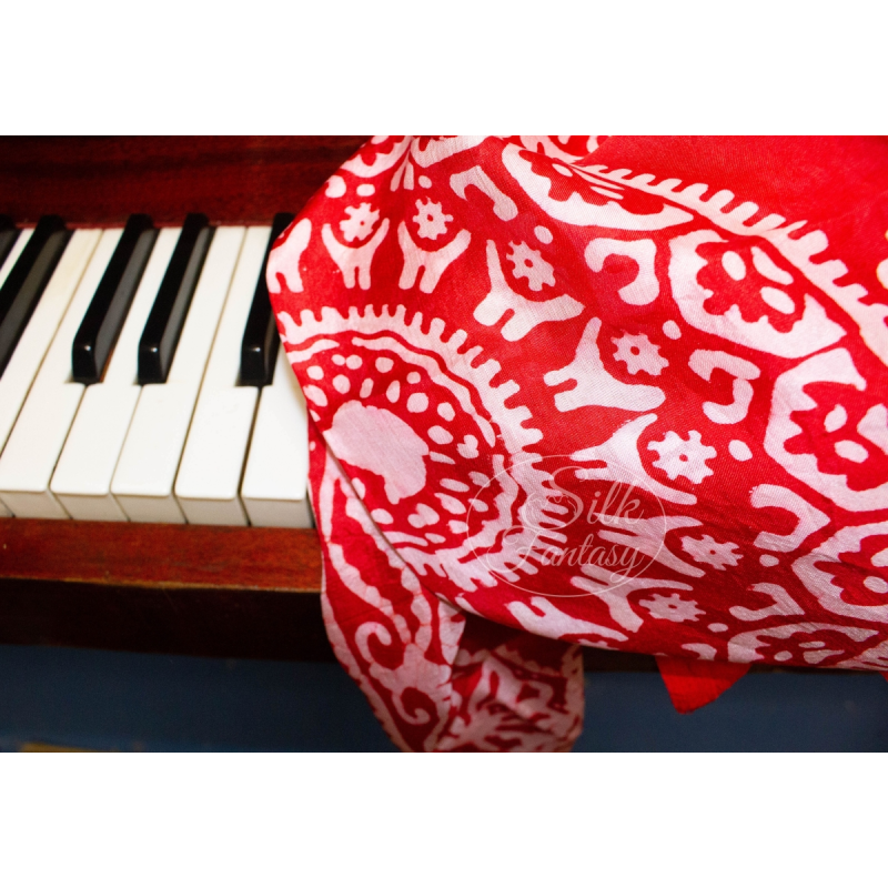 Kelagayi "Rare beauty of white galib patterns on a red background"