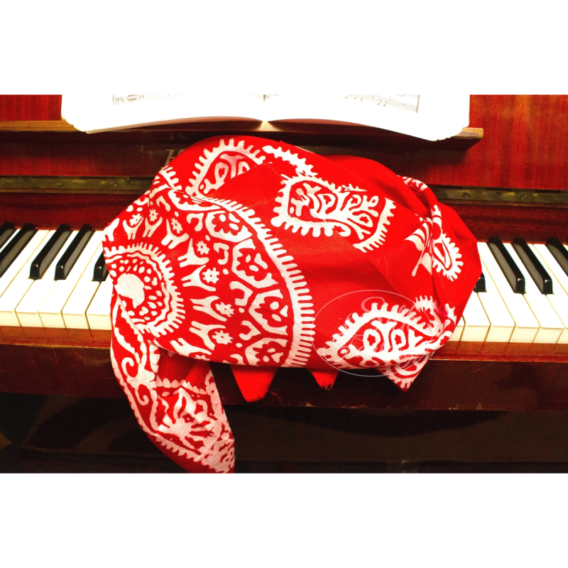 Kelagayi "Rare beauty of white galib patterns on a red background"