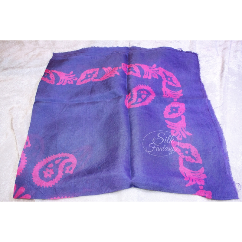 Dinge "Dusty blue and pink galib patterns"