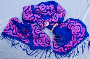 Scarf "Rare color combination – blue with pink"