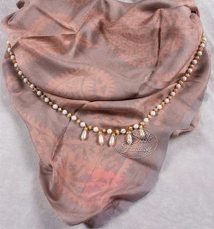 Kelagayi "Grey-pink background with tender pink ornament"