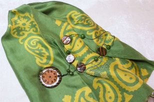 Scarf "Mossy with gold"