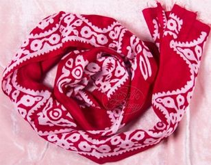 Scarf "Pomegranate color and white galib patterns"