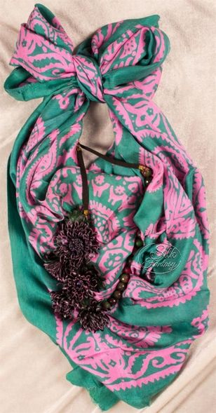 Kelagayi "Malachite background with galib patterns in color of pink coral"