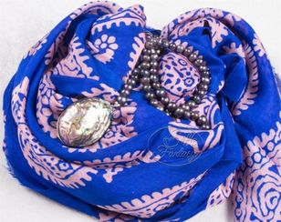 Kelagayi "Beautiful blue color with ornament in tender pink tint"
