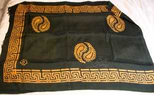 Scarf "Black with yellow"