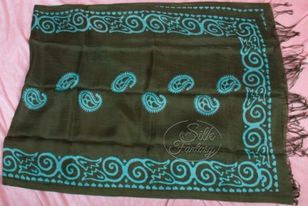 Scarf "Khaki background and turquoise galib patterns"