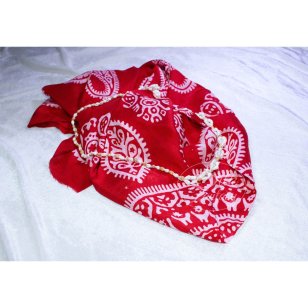 Kelagayi "Rare beauty of white galib patterns on a red background"